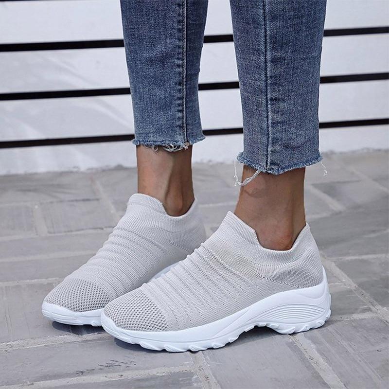 Tenis feminino confortavel - Cora