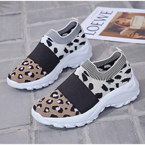Tenis feminino confortavel - Cora